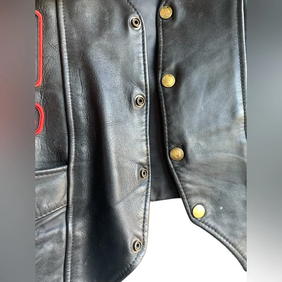 Vintage Mens Black Leather Snap Vest Vietnam War Patches Memorial Prisoner War - Picture 5 of 8